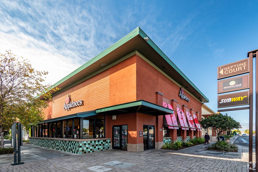 More Photos Of 523-2367 S Shore Ctr W, Alameda Unknown For Lease