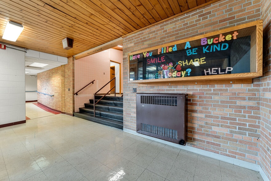 More Photos Of S5864 State Highway 23, Loganville Light Distribution For Sale