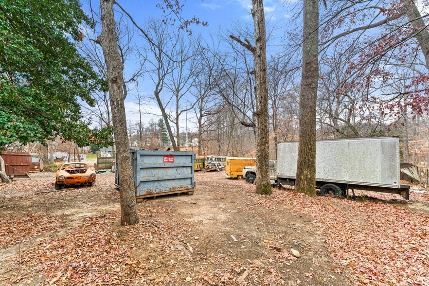 More Photos Of 8906 Hooes Rd, Lorton Specialty For Sale