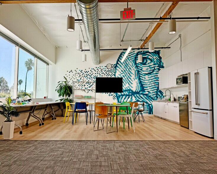 More Photos Of 125 Cremona Dr, Goleta Office Residential For Lease