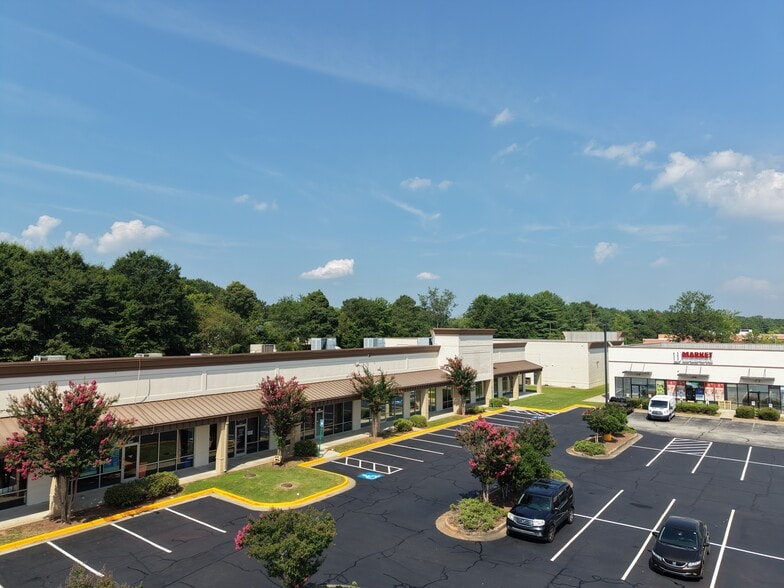 More Photos Of 1300-1500 McDonough Pky, McDonough Unknown For Lease
