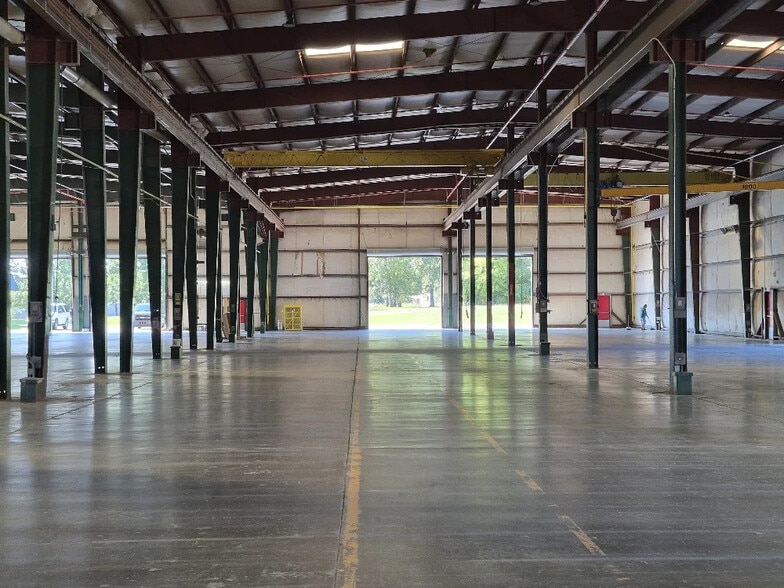 More Photos Of 10700 John Price Rd, Charlotte Warehouse For Sale