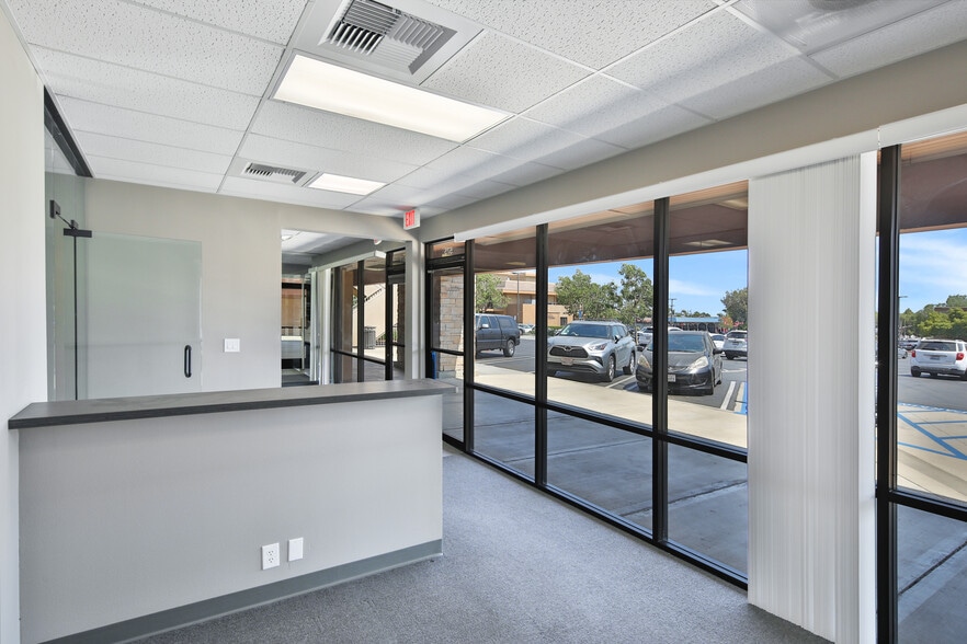 More Photos Of 559 N Mountain Ave, Upland Unknown For Lease