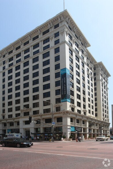 More Photos Of 750 S Broadway, Los Angeles Apartments For Lease