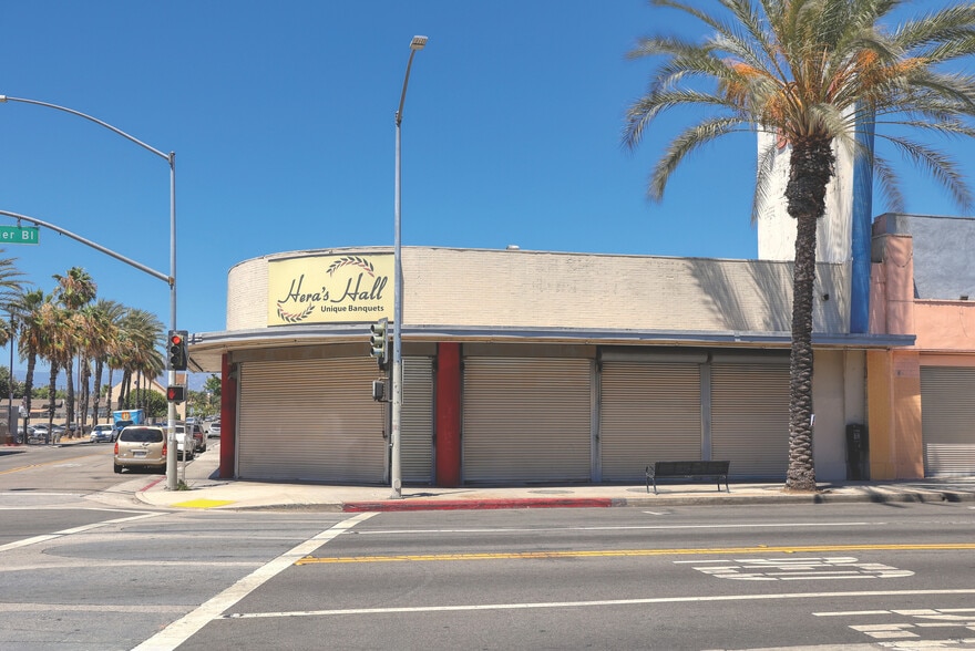 More Photos Of , Los Angeles General Retail For Sale
