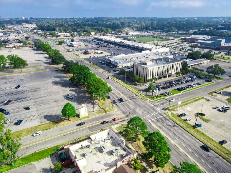 More Photos Of 100 Independence Pl, Tyler Office For Lease