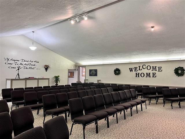 More Photos Of 206 N 2nd St, Tonkawa Religious Facility For Sale