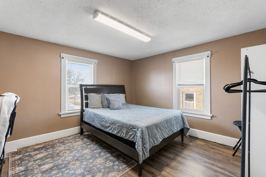 More Photos Of 2307 Cleveland Ave NW, Canton Office Residential For Sale