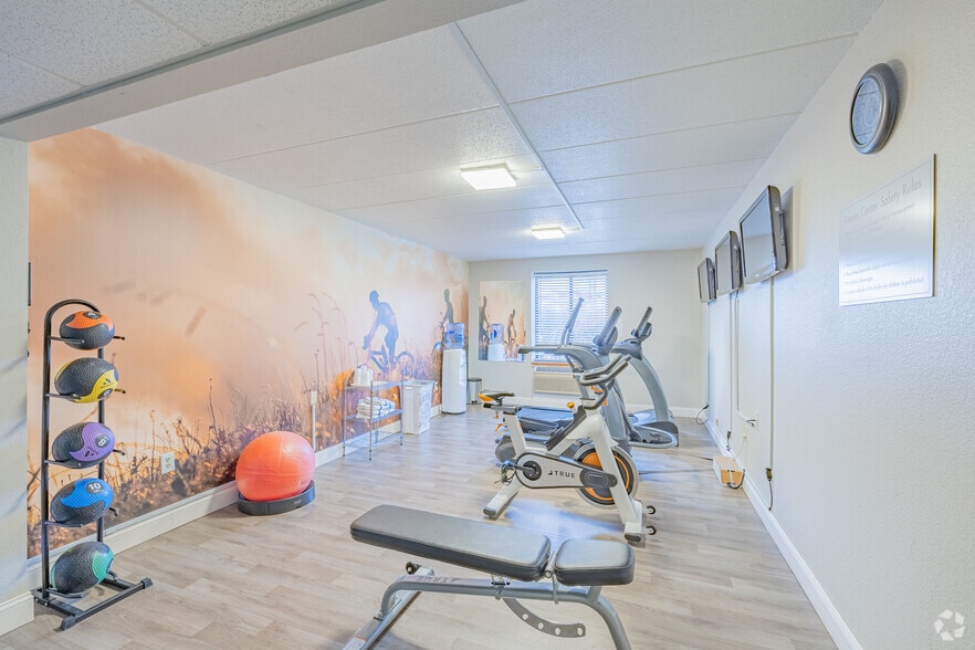 More Photos Of 1751 Lexington Rd, Richmond Hospitality For Sale