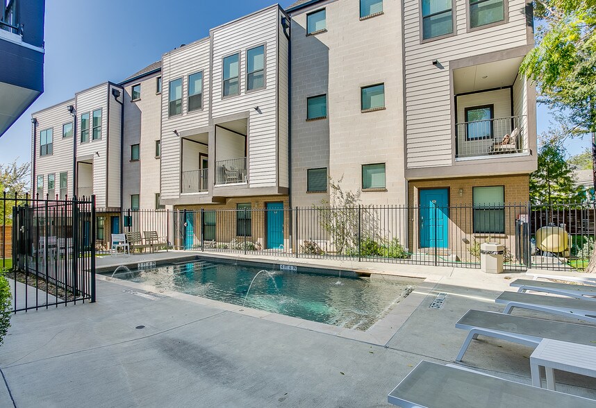 More Photos Of 4950 Cedar Springs Rd, Dallas Apartments For Sale