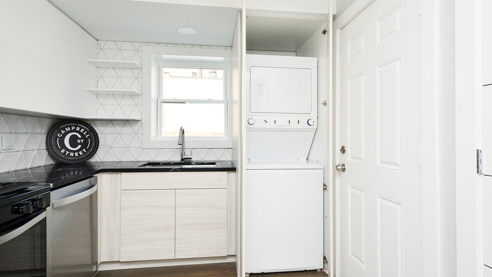 More Photos Of 3124 N Broadway, Chicago Storefront Retail Residential For Sale