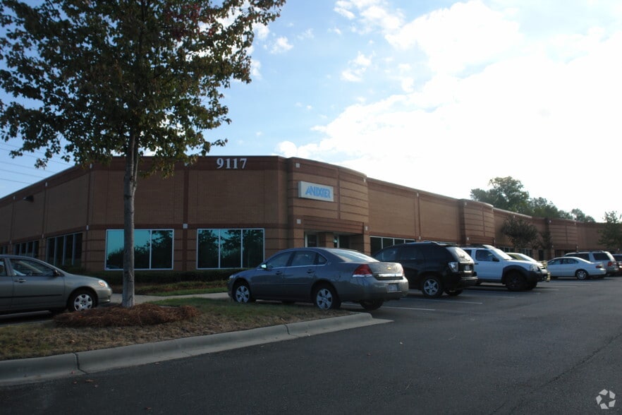 More Photos Of 9129 MONROE Rd, Charlotte Unknown For Lease