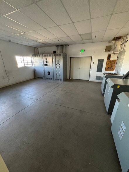 More Photos Of 190 E San Antonio Dr, King City Industrial For Sale