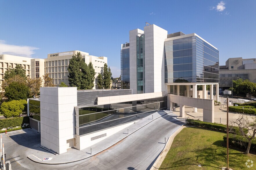 More Photos Of 2200 W 3rd St, Los Angeles Medical For Lease