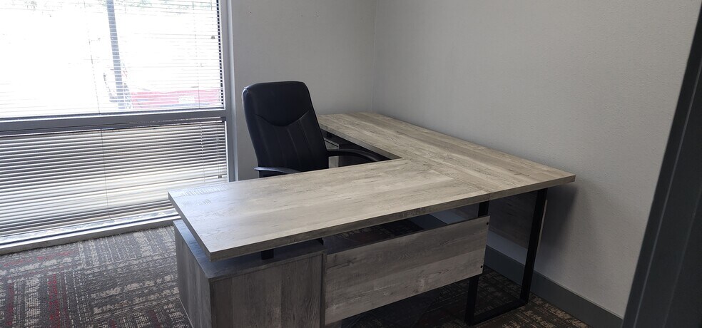 More Photos Of 1175 Kelly Johnson Blvd, Colorado Springs Office For Lease