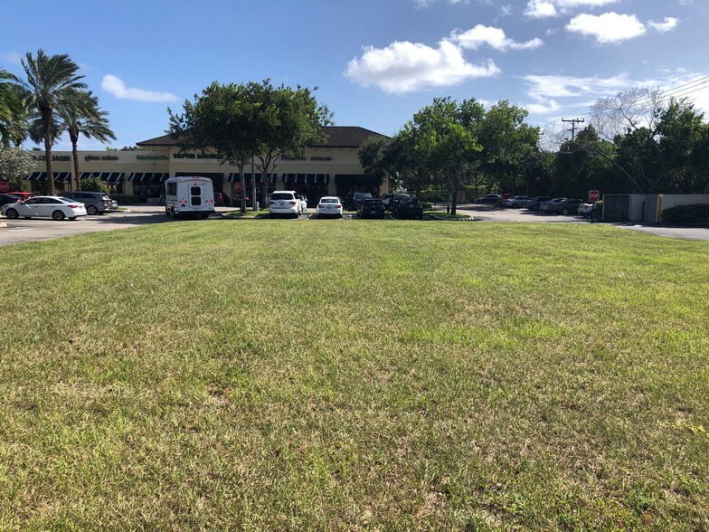 More Photos Of 222 Yamato Rd, Boca Raton Land For Lease