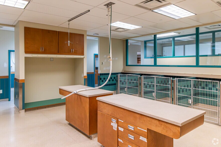 More Photos Of 197 Hance Ave, Tinton Falls Medical For Sale