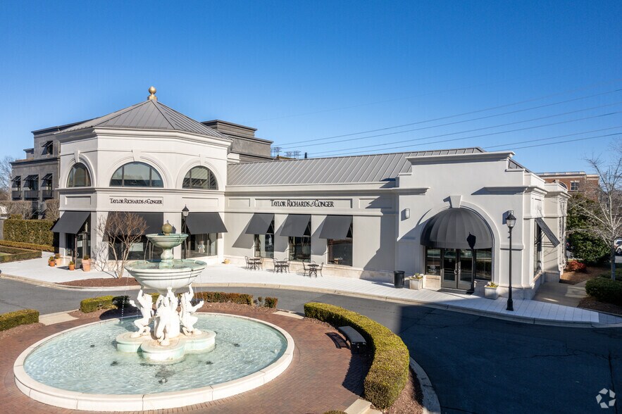 More Photos Of 6907 Phillips Place Ct, Charlotte Unknown For Lease