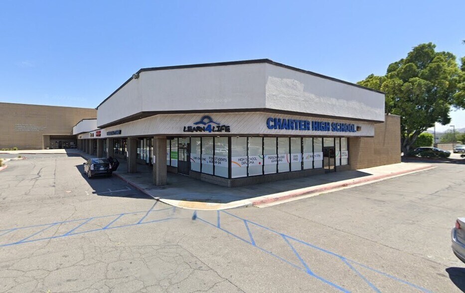 Primary Photo Of 659-689 W 2nd St, San Bernardino Freestanding For Lease