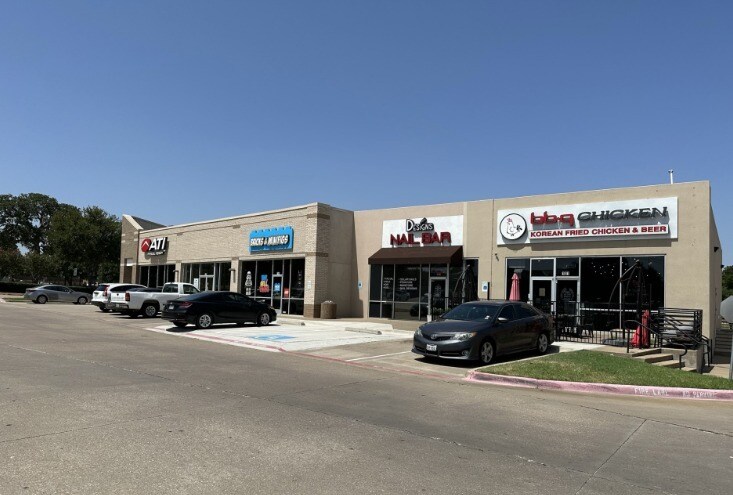 More Photos Of 1827 SW Green Oaks Blvd, Arlington Unknown For Lease