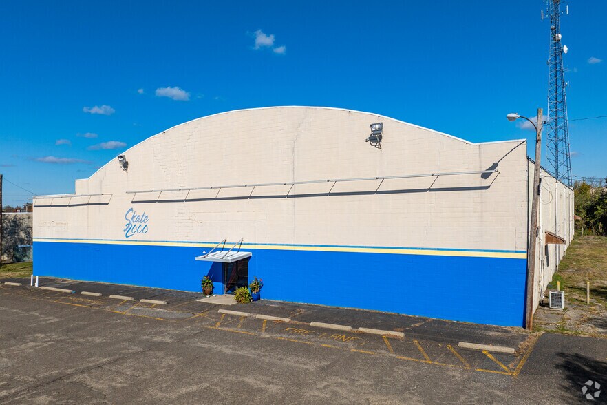 More Photos Of 1748 S Burlington Rd, Bridgeton Skating Rink For Sale