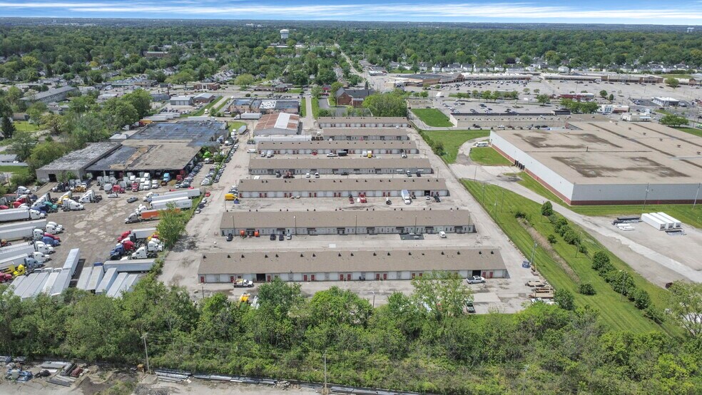 More Photos Of 1900-1936 Britains Ln, Columbus Warehouse For Lease