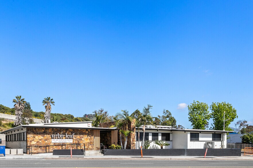 More Photos Of 8939 La Mesa Blvd, La Mesa Medical For Lease