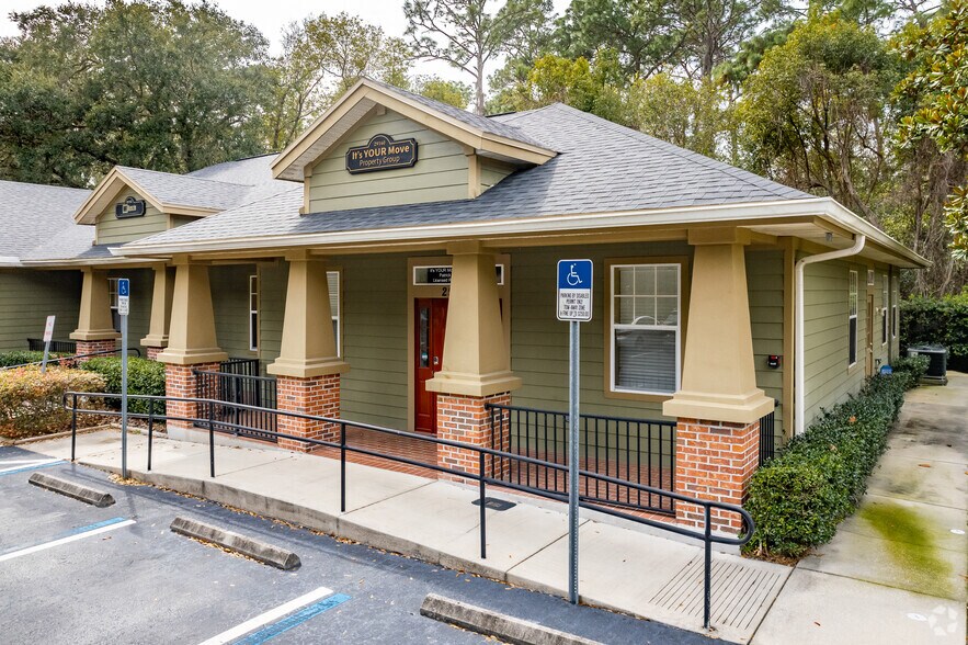 Primary Photo Of 29160 Chapel Park Dr, Wesley Chapel Office For Lease