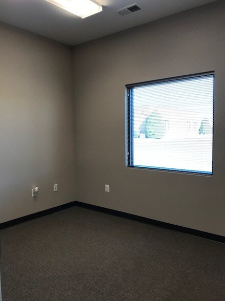 More Photos Of 4520 Plank Rd, Fredericksburg Medical For Lease