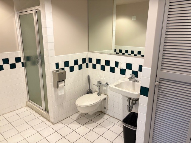 More Photos Of 5918-24 13th Ave, Brooklyn Office For Sale