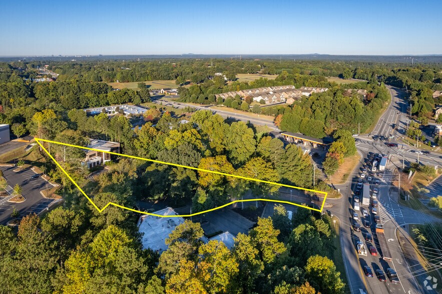 More Photos Of 4898 S Old Peachtree Rd, Peachtree Corners Office For Sale