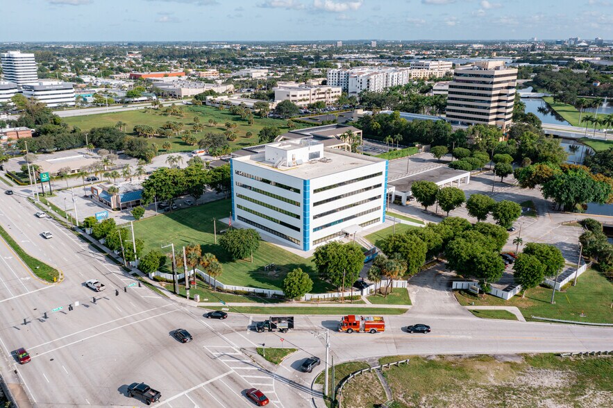 More Photos Of 1501 Belvedere Rd, West Palm Beach Office Residential For Lease