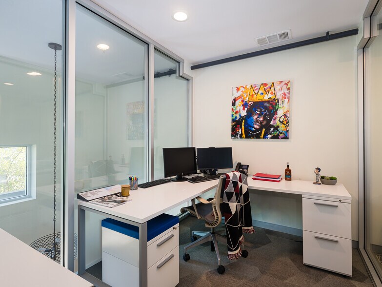 More Photos Of 215-237 California St, El Segundo Loft Creative Space For Lease