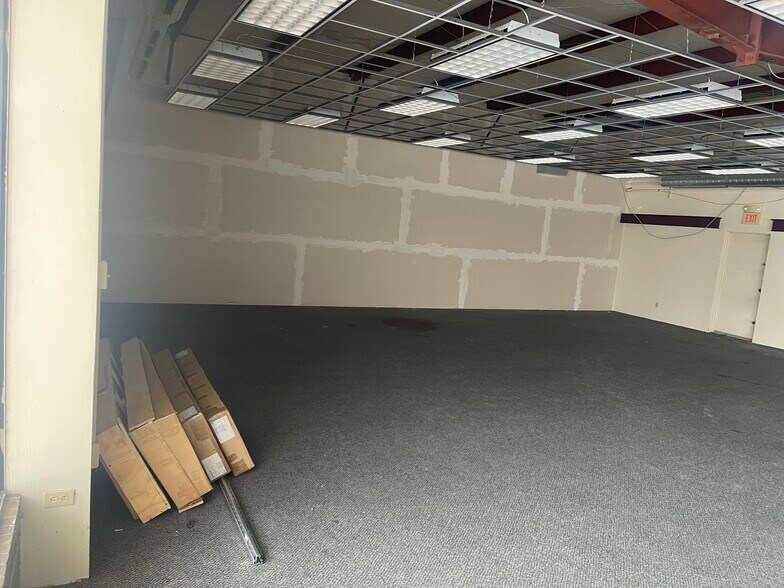 More Photos Of 840 Clark St, Big Rapids Freestanding For Lease