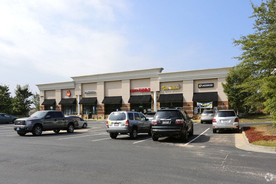 More Photos Of 5700 Cumming Hwy, Buford Unknown For Lease