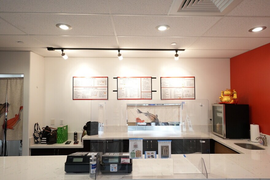 More Photos Of 650 Iwilei Rd, Honolulu Flex For Lease