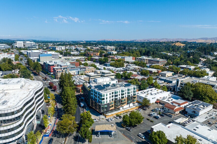 More Photos Of 1380 N California Blvd, Walnut Creek Apartments For Lease