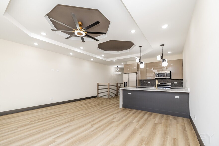 More Photos Of 5637 Prairie ave, Chicago Multifamily For Sale