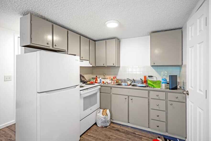 More Photos Of 1306-1320 3rd St, Cheney Apartments For Sale