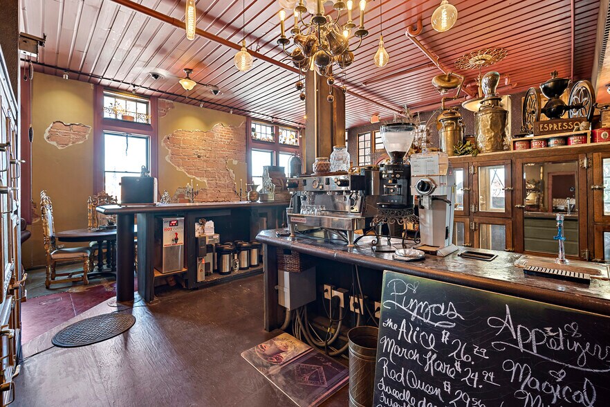 More Photos Of 103 S 6th St, Brownfield Restaurant For Sale