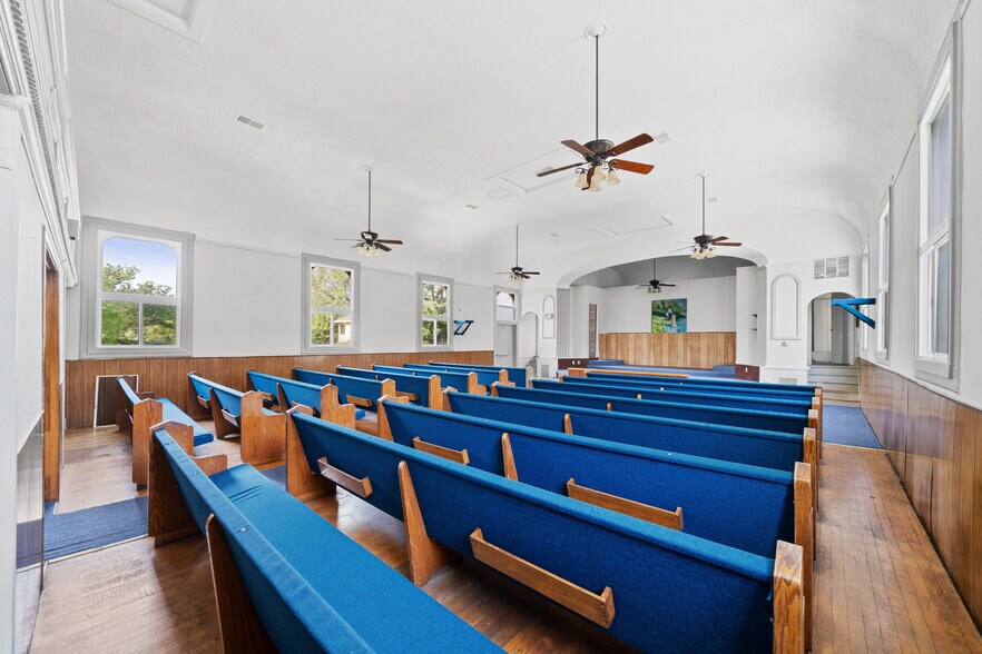 More Photos Of 2832 34th St, Sacramento Religious Facility For Sale