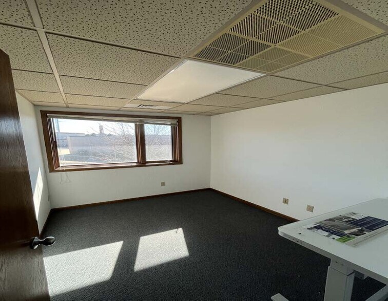 More Photos Of 7818 Big Sky Dr, Madison Office For Lease