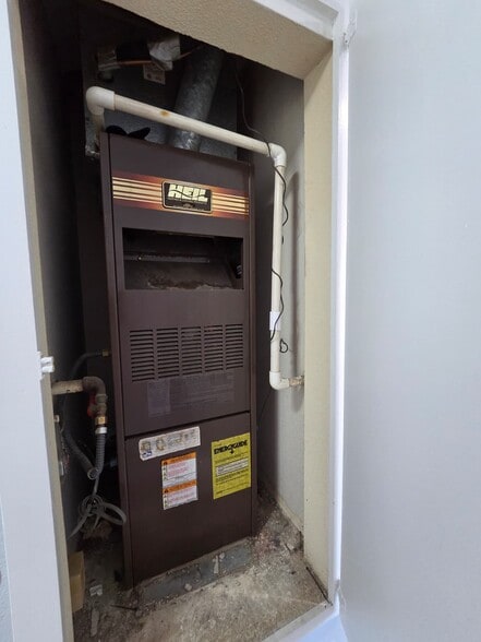 More Photos Of 3833 E Avenue R12, Palmdale Healthcare For Sale