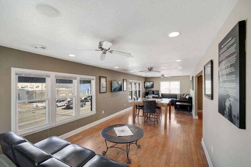 More Photos Of 6317 W Bluemound Rd, Milwaukee Bar For Sale