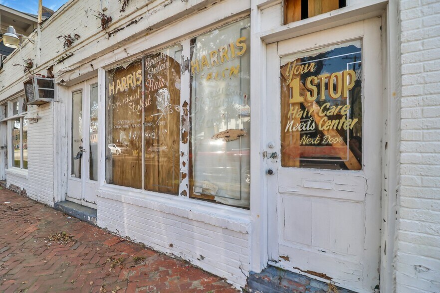 More Photos Of 2415 Montgomery St, Savannah Storefront For Sale