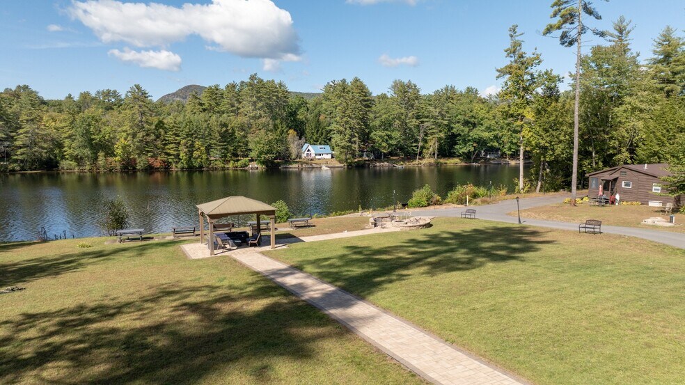 More Photos Of 365 E River Dr, Lake Luzerne Hotel For Sale