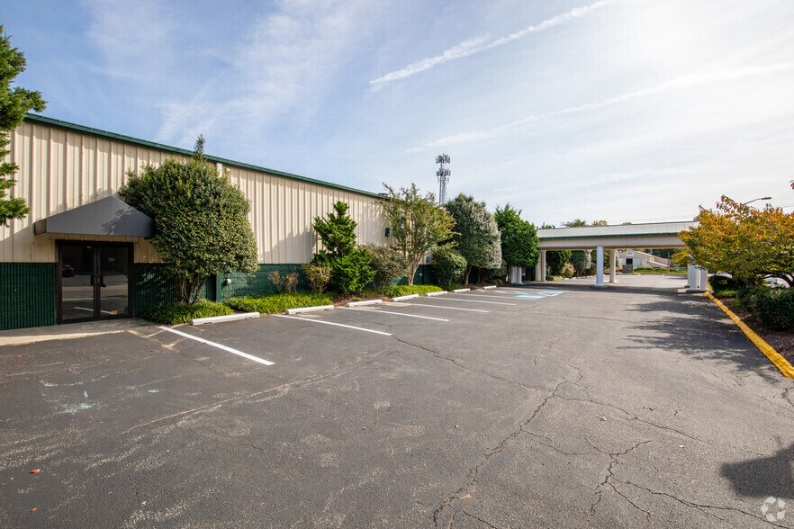 More Photos Of 150 Penrod Ct, Glen Burnie Unknown For Lease