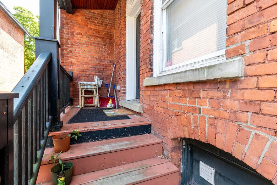 More Photos Of 158 Park St, Buffalo Apartments For Sale