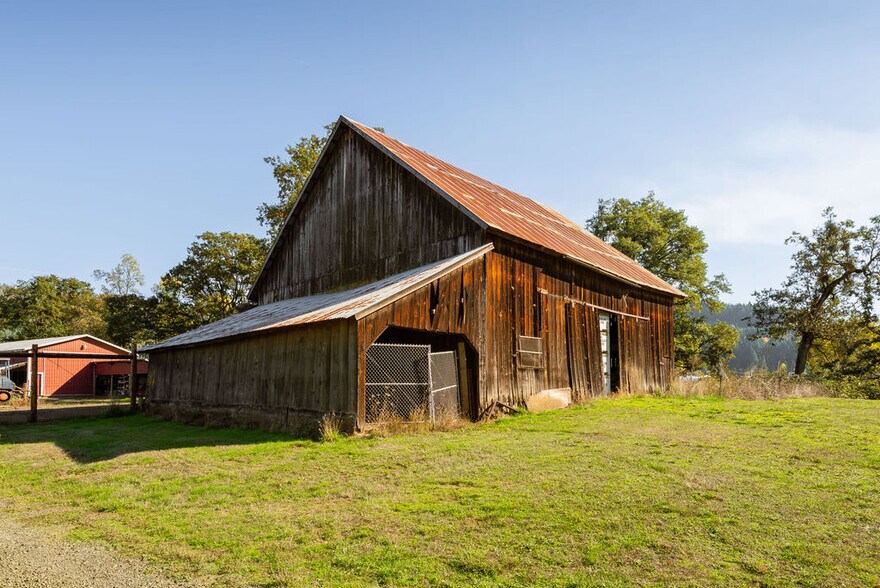 More Photos Of 8690 Lookingglass Rd, Roseburg Land For Sale