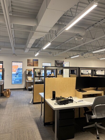 More Photos Of 8230-8238 Robinson St, Overland Park Office For Sale